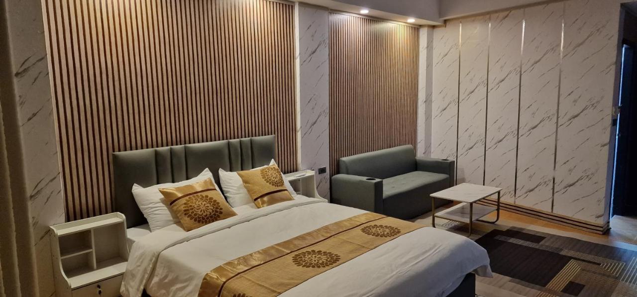 Xcess Residence Pattaya Buitenkant foto