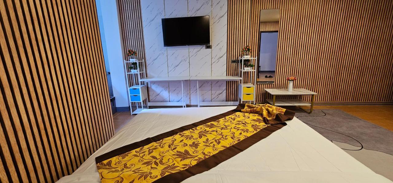 Xcess Residence Pattaya Buitenkant foto