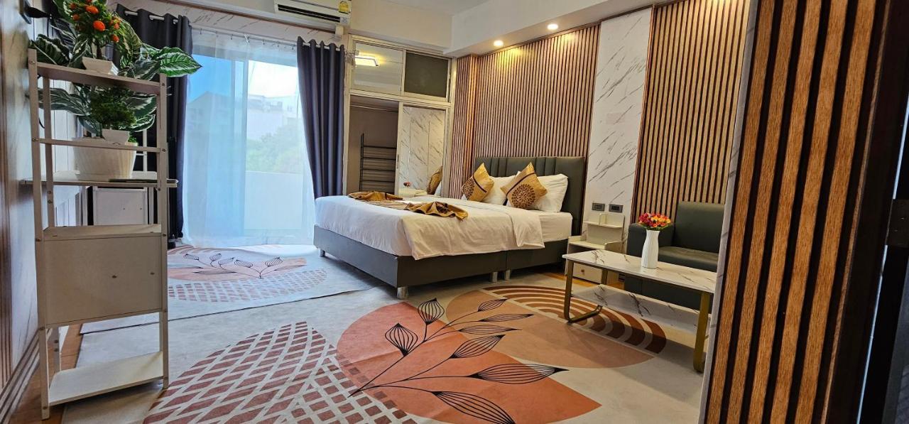 Xcess Residence Pattaya Buitenkant foto