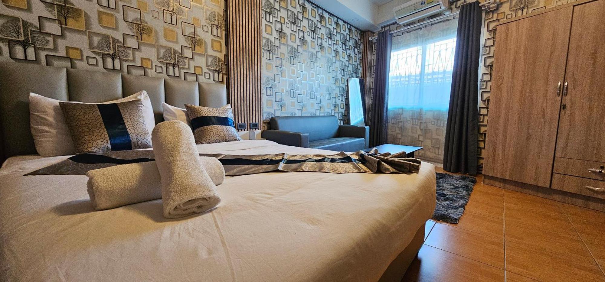 Xcess Residence Pattaya Buitenkant foto